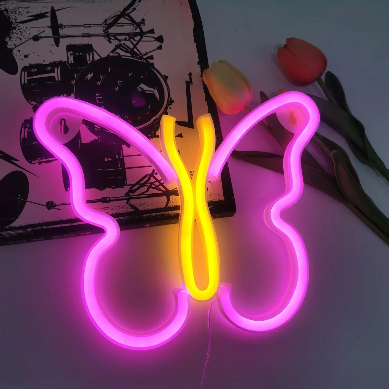 LED Butterfly neon interior decoration ornaments lightning night light lips letter light love light bar Overview